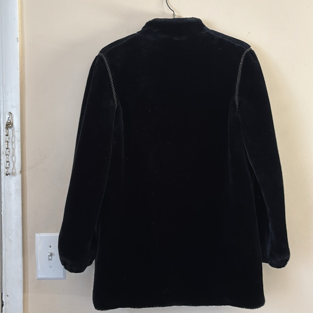 Jacques Saint
Laurent For Genelle Black Demi Buff
Faux Fur Coat Size 8 - Picture 14 of 14